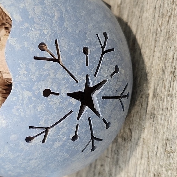 Snowflake Basket - Picture 2 of 4